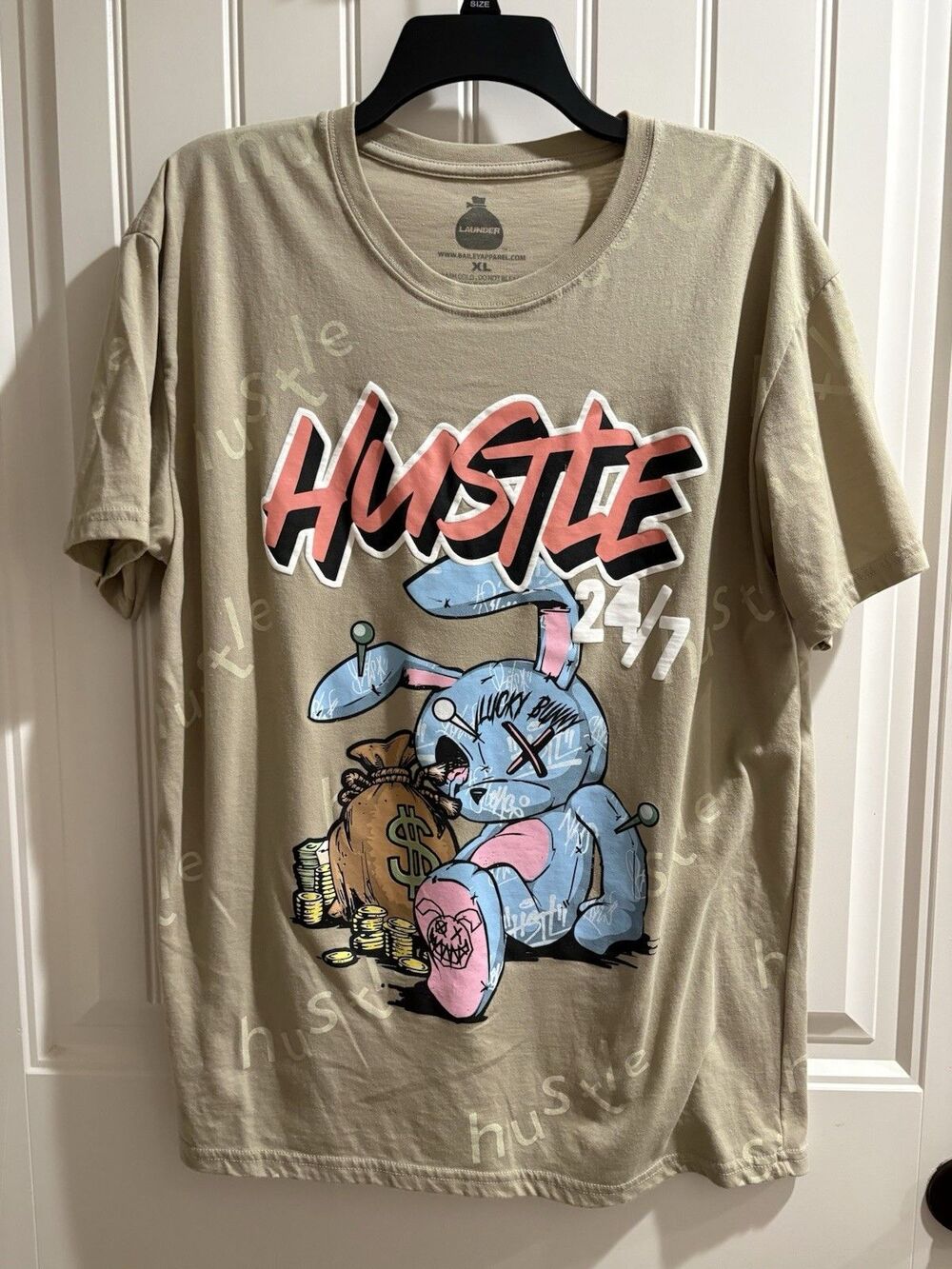 Launder Graphic Tee Men’s Sz XL Hustle Money Bags Rabbit